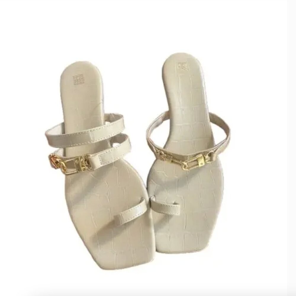 TOTÊME The Double Clasp Flat sz 36